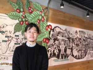 取材に応じた富士珈機の杉井悠紀東京支店支店長